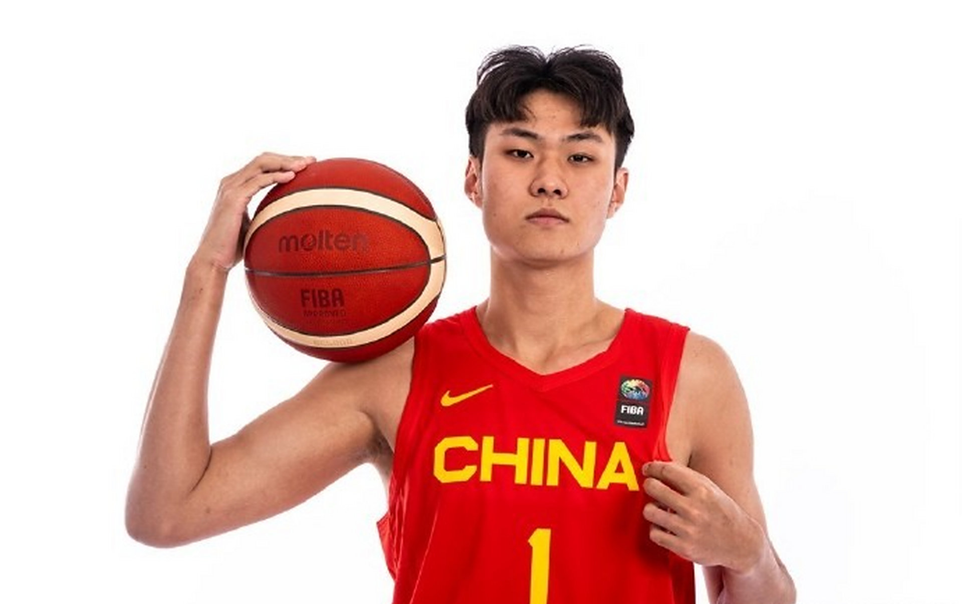 广东男篮取得关键胜利,稳健晋级的球员 广东男篮取得关键胜利,稳健晋级的球员